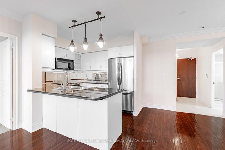 Property Photo: 10 Delisle Avenue 327 ON M4V 3C6