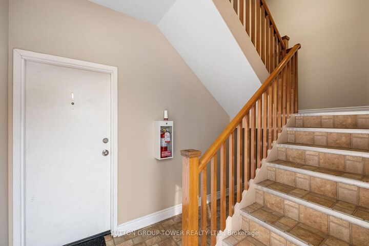 Property Photo: 750 Albert Street ON L1H 4T6