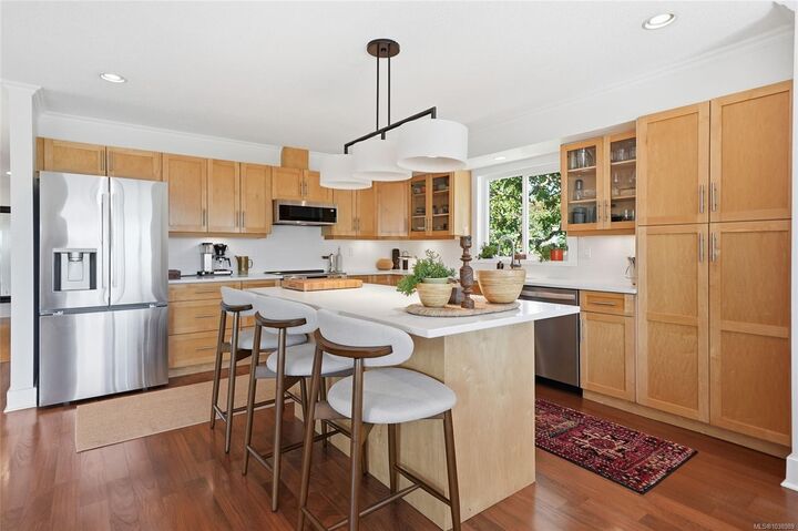 Property Photo:  3153 Marion Way  BC V9T 3Z8 