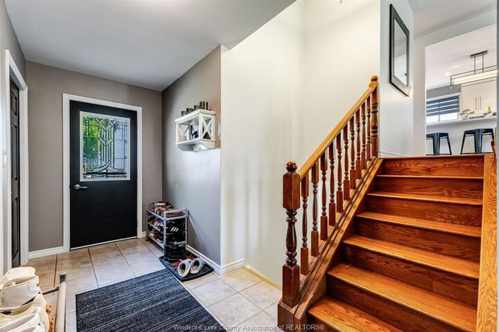 Property Photo: 1615 Elmwood Avenue ON N9C 1Y6