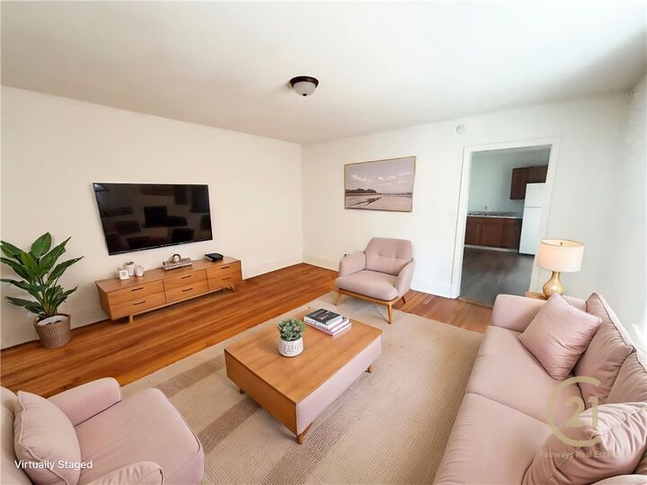 Property Photo:  320 N 3rd  PA 15025 