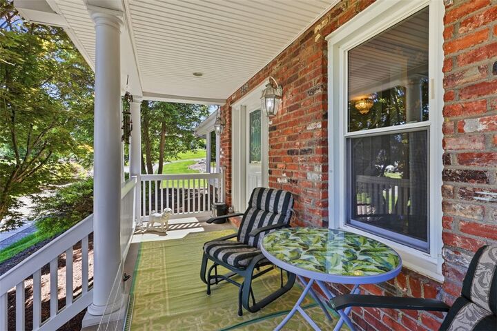 Property Photo: 2358 Golfview Dr PA 15241