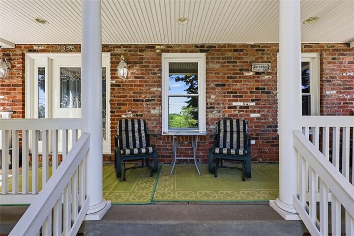 Property Photo:  2358 Golfview Dr  PA 15241 