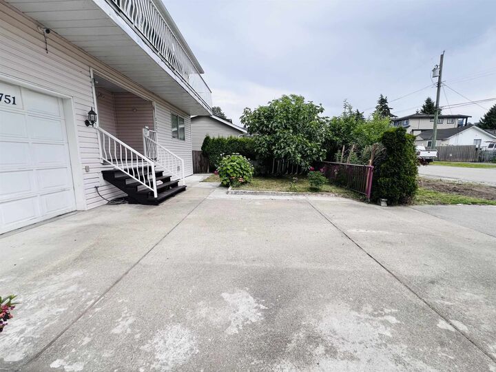 Property Photo: 12751 115A Avenue BC V3V 3R3
