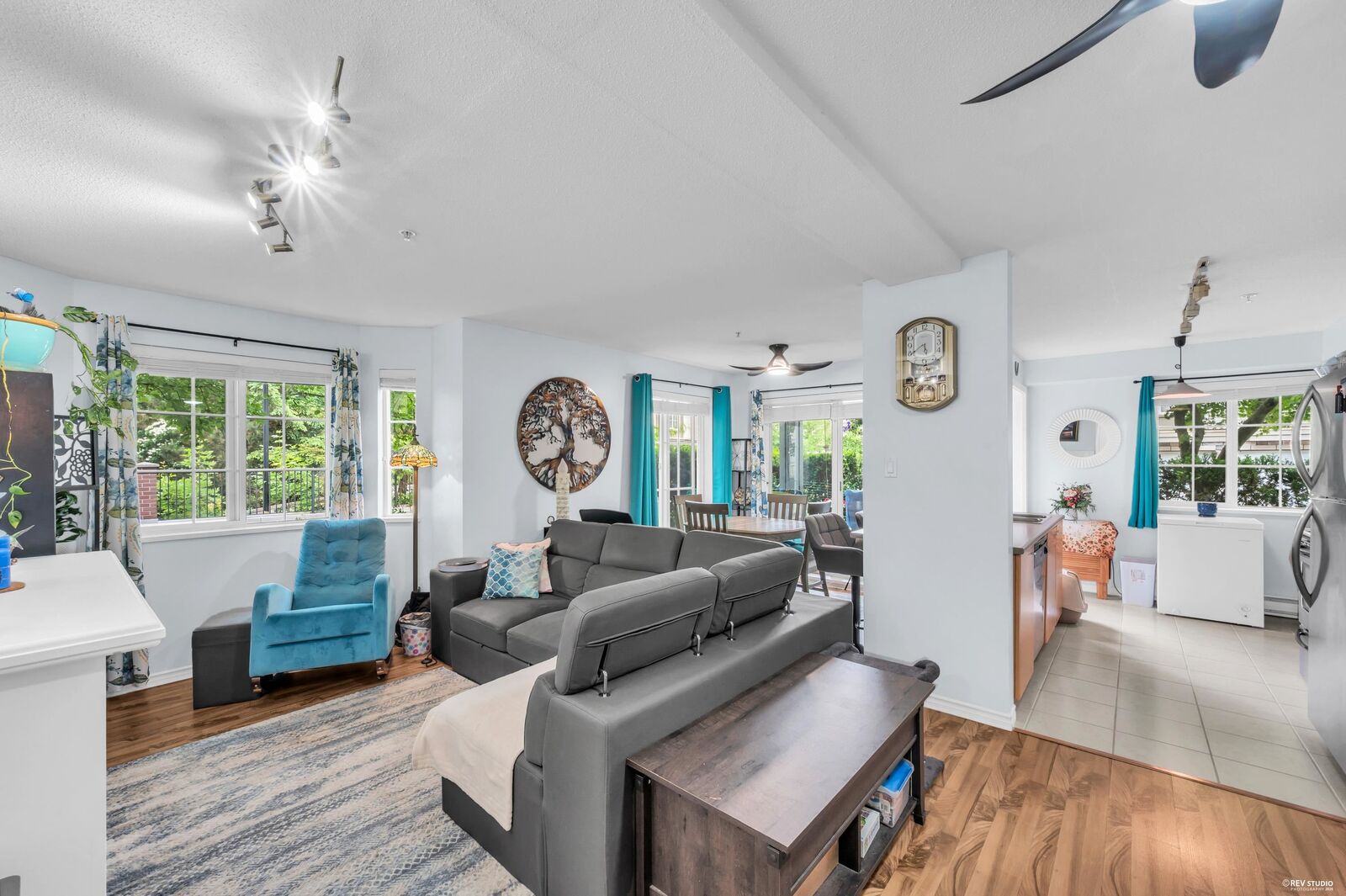 Property Photo:  14877 100 Avenue 112  BC V3R 3H1 