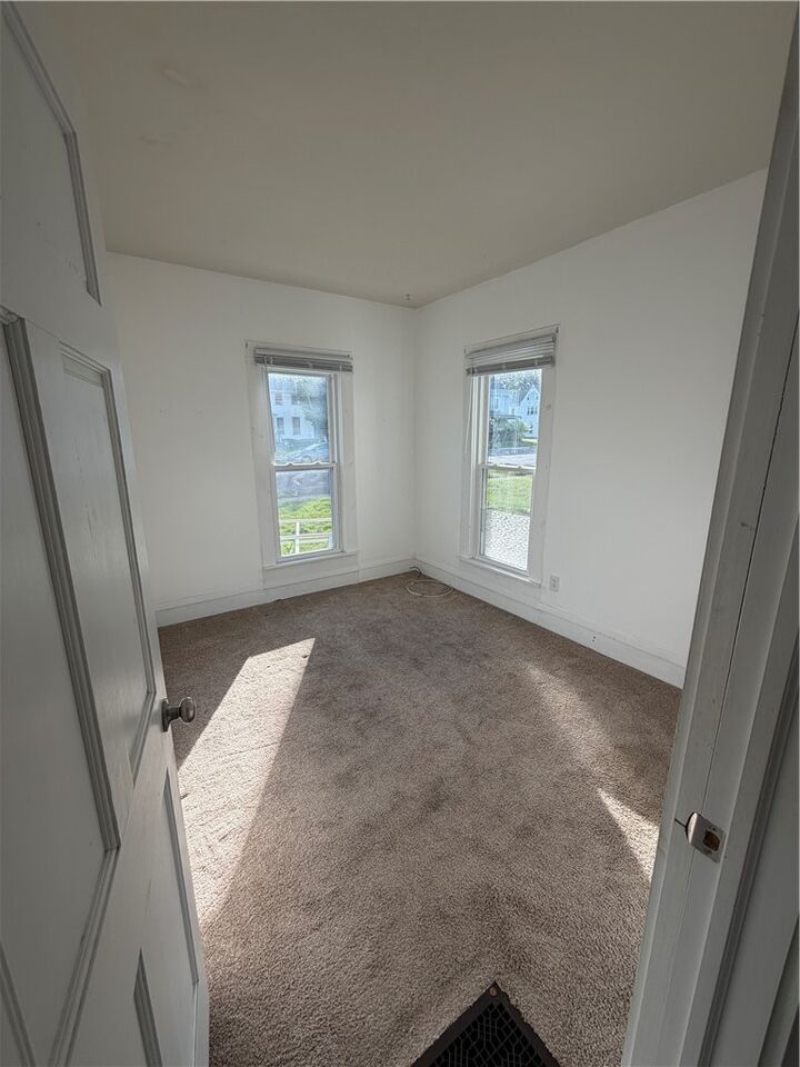 Property Photo:  1056 Walnut Street 2  NY 14905 