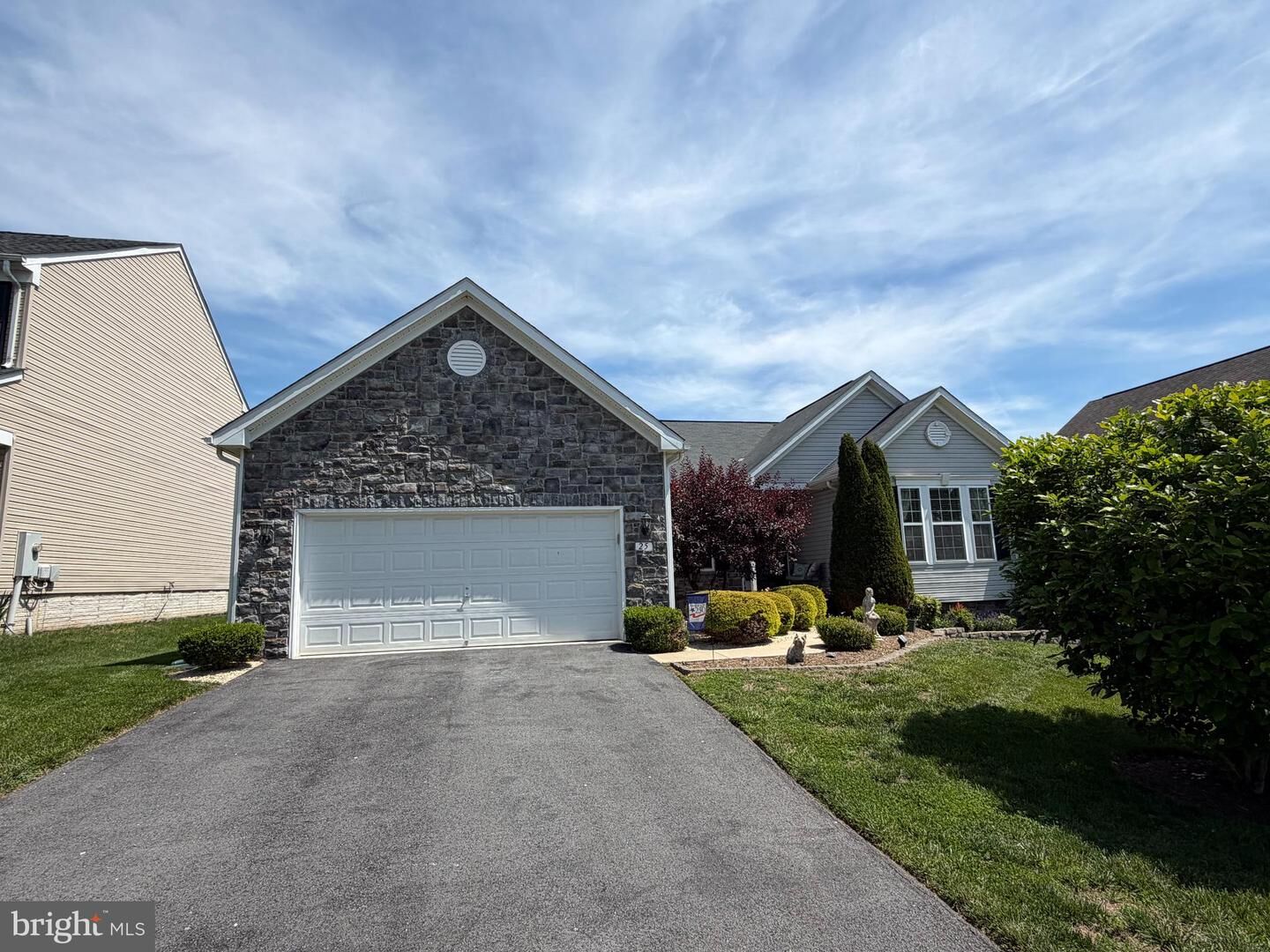 Property Photo:  25 Overbrook Road  WV 25438 