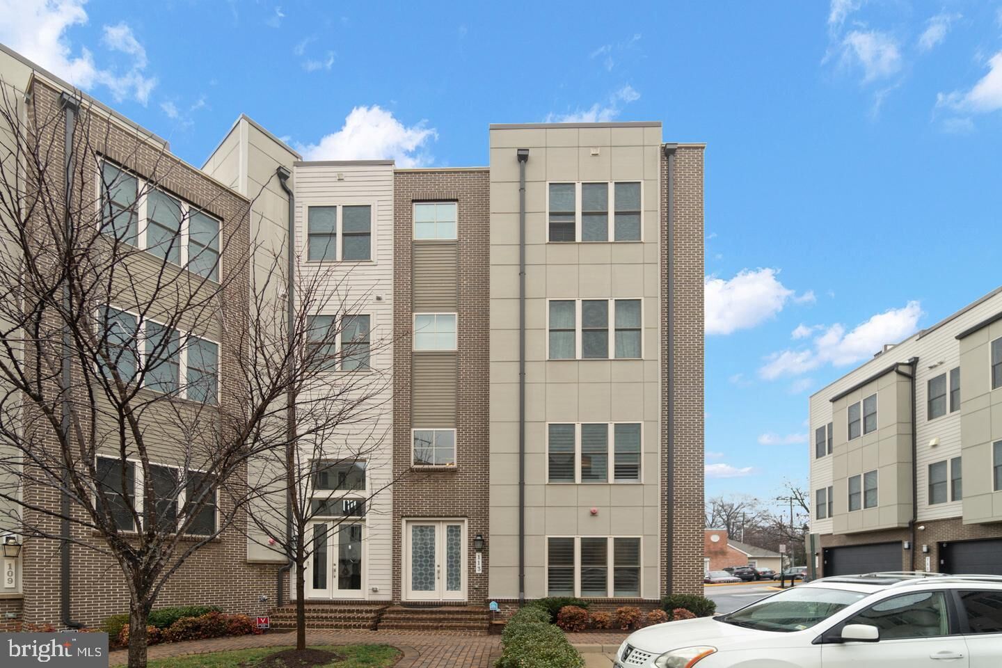 Property Photo: 113 Dyer Ct. VA 20170
