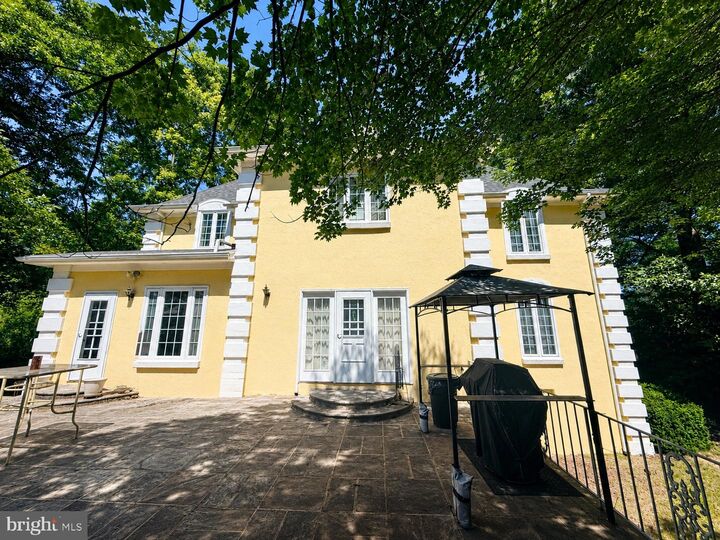 Property Photo:  435 Bowling Green Road  VA 22630 