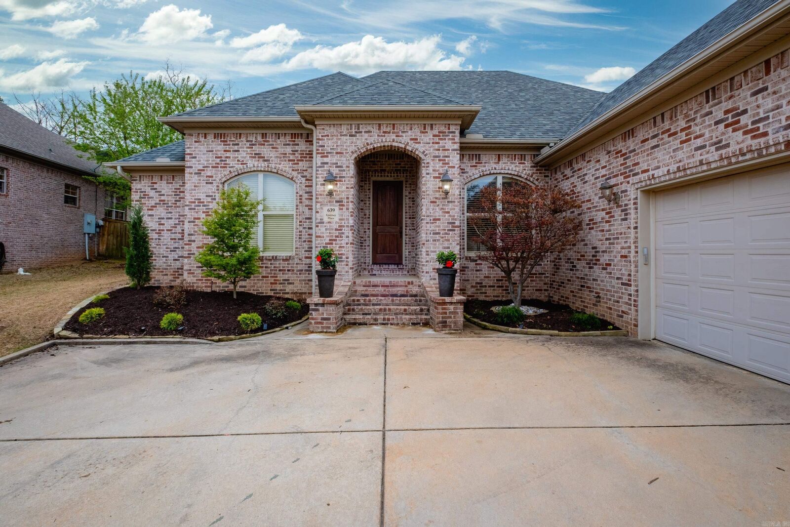 Property Photo: 639 Epernay Place AR 72223