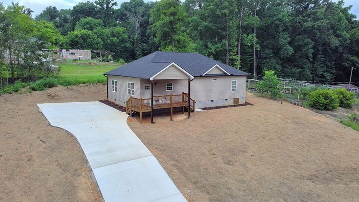 Property Photo:  2602 Dixie Hwy  GA 30720 