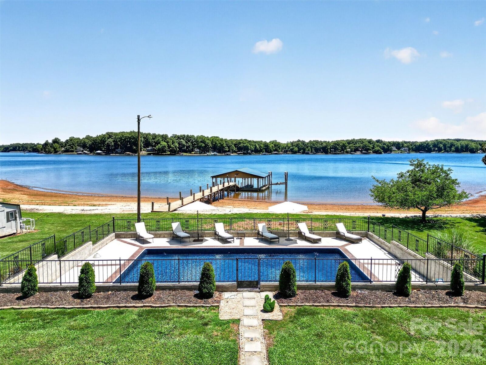 Property Photo:  615 Kenway Loop  NC 28117 