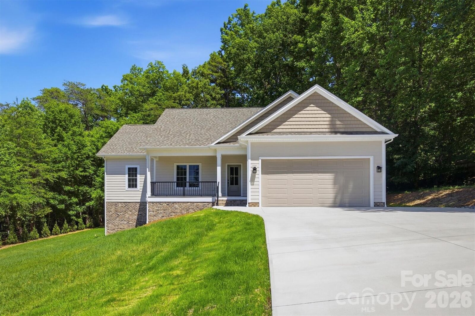 Property Photo:  107 Meadow View Street  NC 28655 