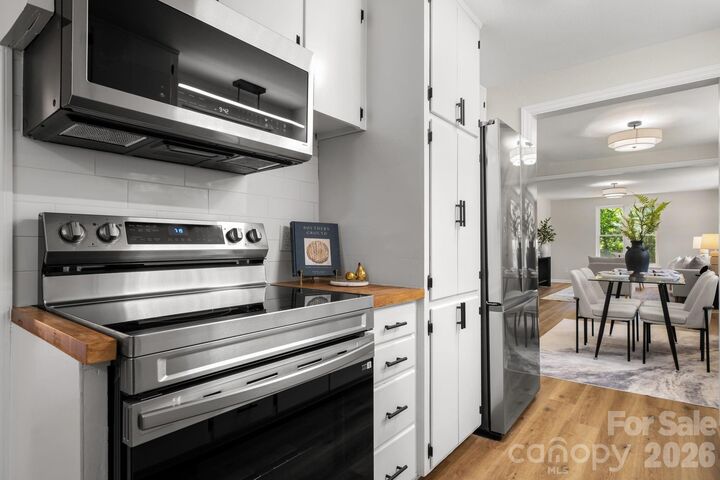 Property Photo: 965 23rd Avenue NE NC 28601