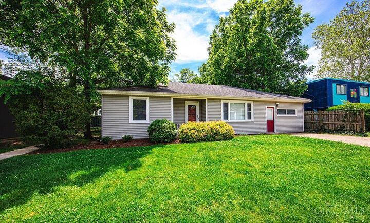 Property Photo: 117 E Central Avenue OH 45056