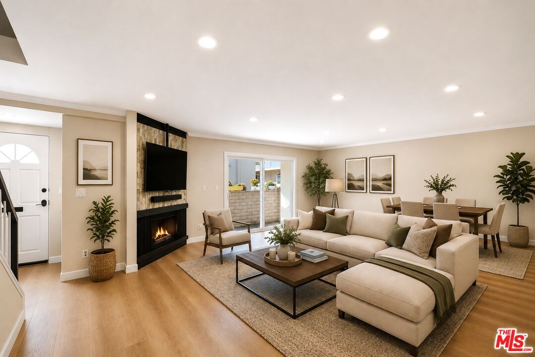 Property Photo:  4710 La Villa Marina  CA 90292 