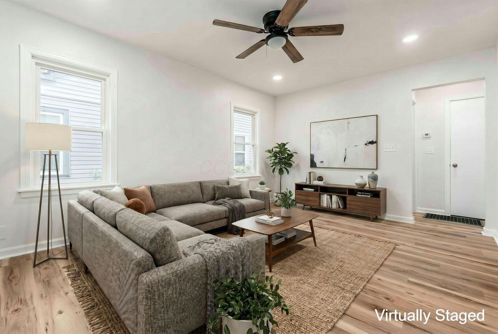 Property Photo: 2187 Ontario Street OH 43211