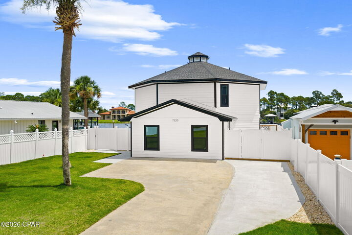 Property Photo: 7320 S Lagoon Drive FL 32408