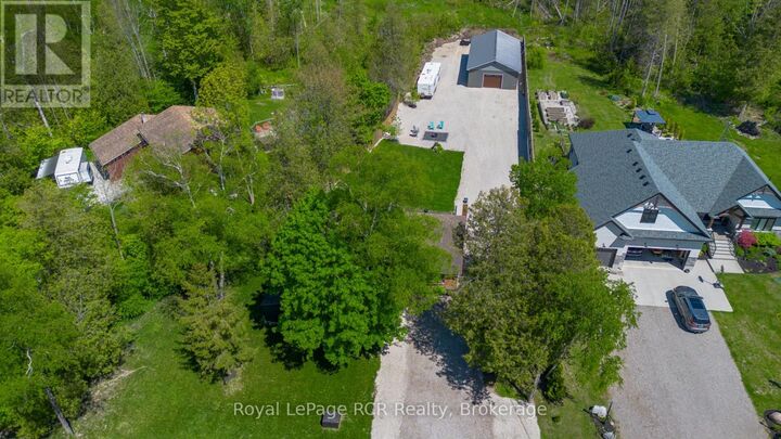 Property Photo:  299 Victoria Street  ON N0G 2T0 