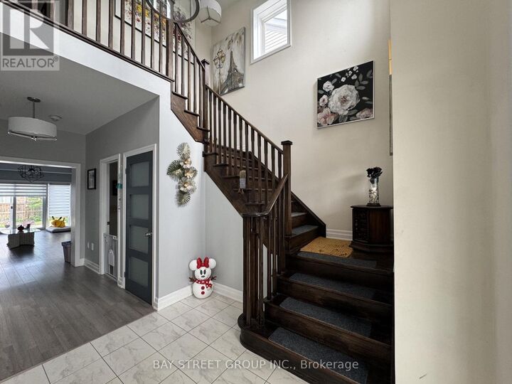 Property Photo:  51 Dominion Crescent  ON L0S 1P0 