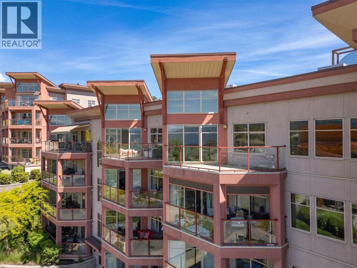 Property Photo:  3205 Skyview Lane 512  BC V4T 3J3 