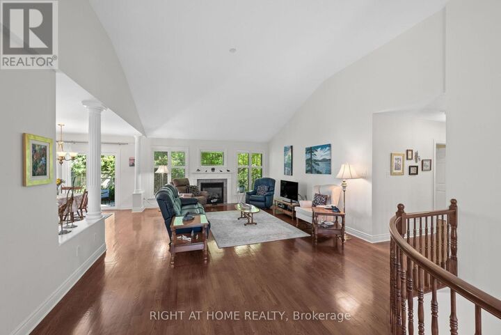 Property Photo:  85 Brightside Avenue  ON K2S 1K2 