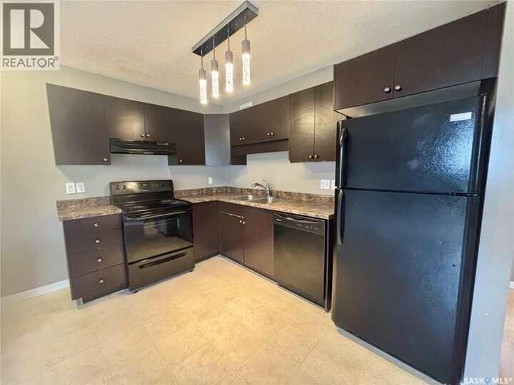 Property Photo: 82 5533 Blake Crescent SK S4X 0J1