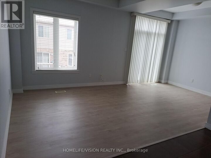 Property Photo:  98 Highgate Drive  ON L8J 2W9 