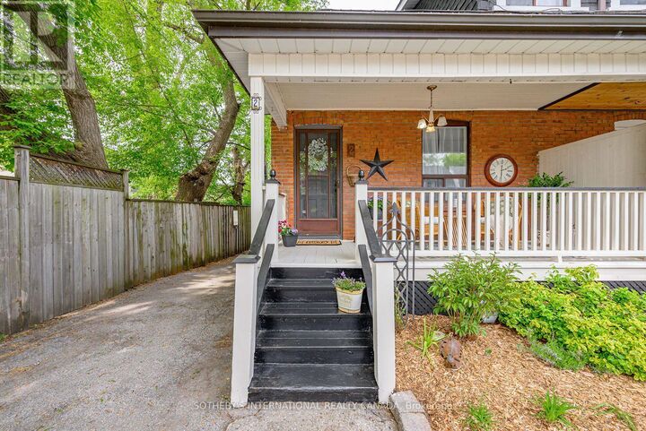 Property Photo:  2 Winston Avenue  ON M1N 1W3 