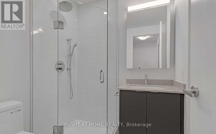 Property Photo:  8868 Yonge Street 208E  ON L4C 0T4 