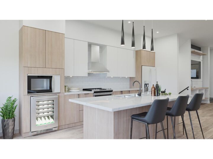 Property Photo:  177 175A Street 7  BC V3Z 1L1 