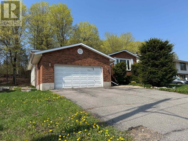 Property Photo:  16 Maple Street  ON K0L 1C0 