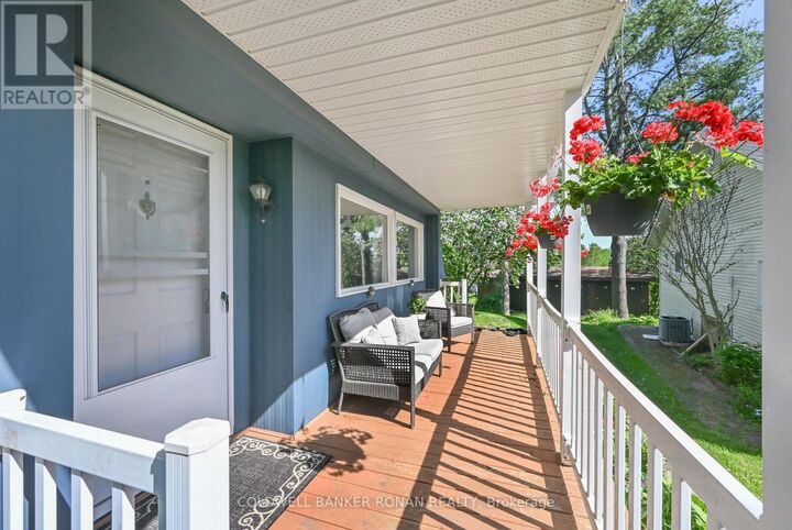 Property Photo: 13 Hawthorne Drive ON L9S 1P7