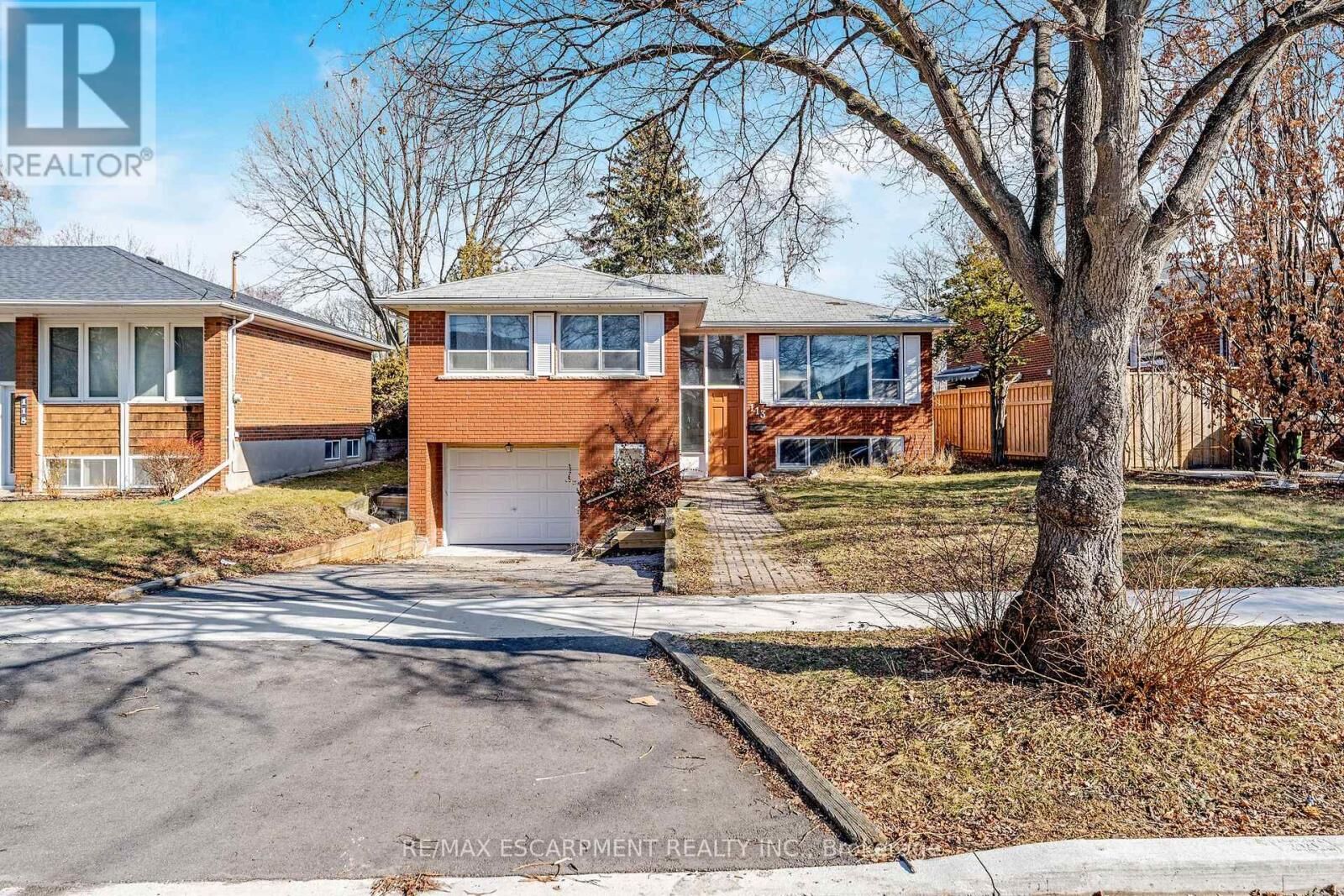 Property Photo:  113 Poynter Drive  ON M9R 1L7 