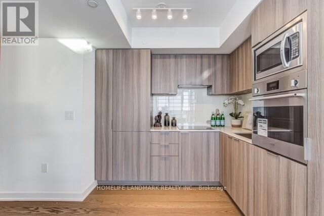 Property Photo:  11 Wellesley Street West 3705  ON M4Y 0G4 