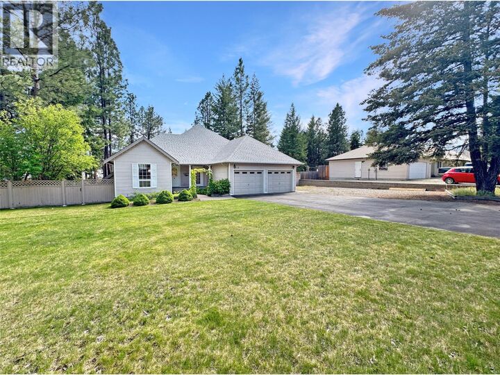 Property Photo:  113 Deerview Crescent  BC V0X 1W0 