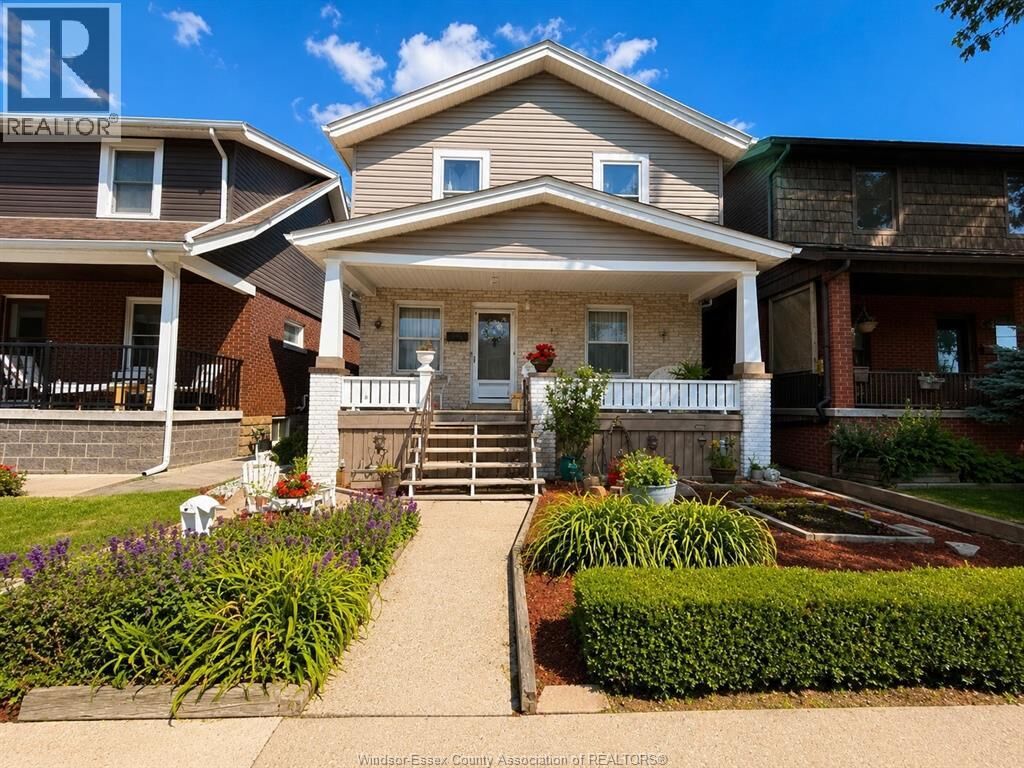 Property Photo: 382 Pine Street ON N9A 6E2