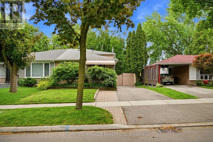 Photo de la propriété:  1612 Wavell Crescent  ON L4X 1X1 
