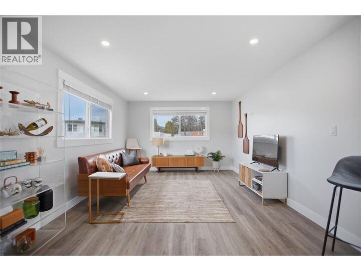 Property Photo:  3 Pluto Drive 3P  BC V2B 1A6 