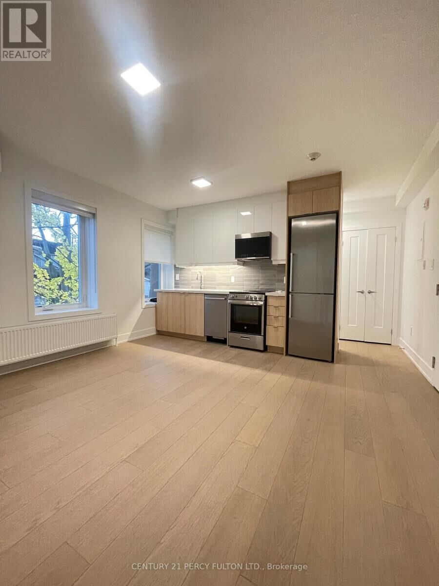 Property Photo:  320 Roncesvalles Avenue 14  ON M6R 2M7 