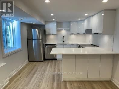 Property Photo:  696 Holt Crescent 2  ON K1G 2Y7 