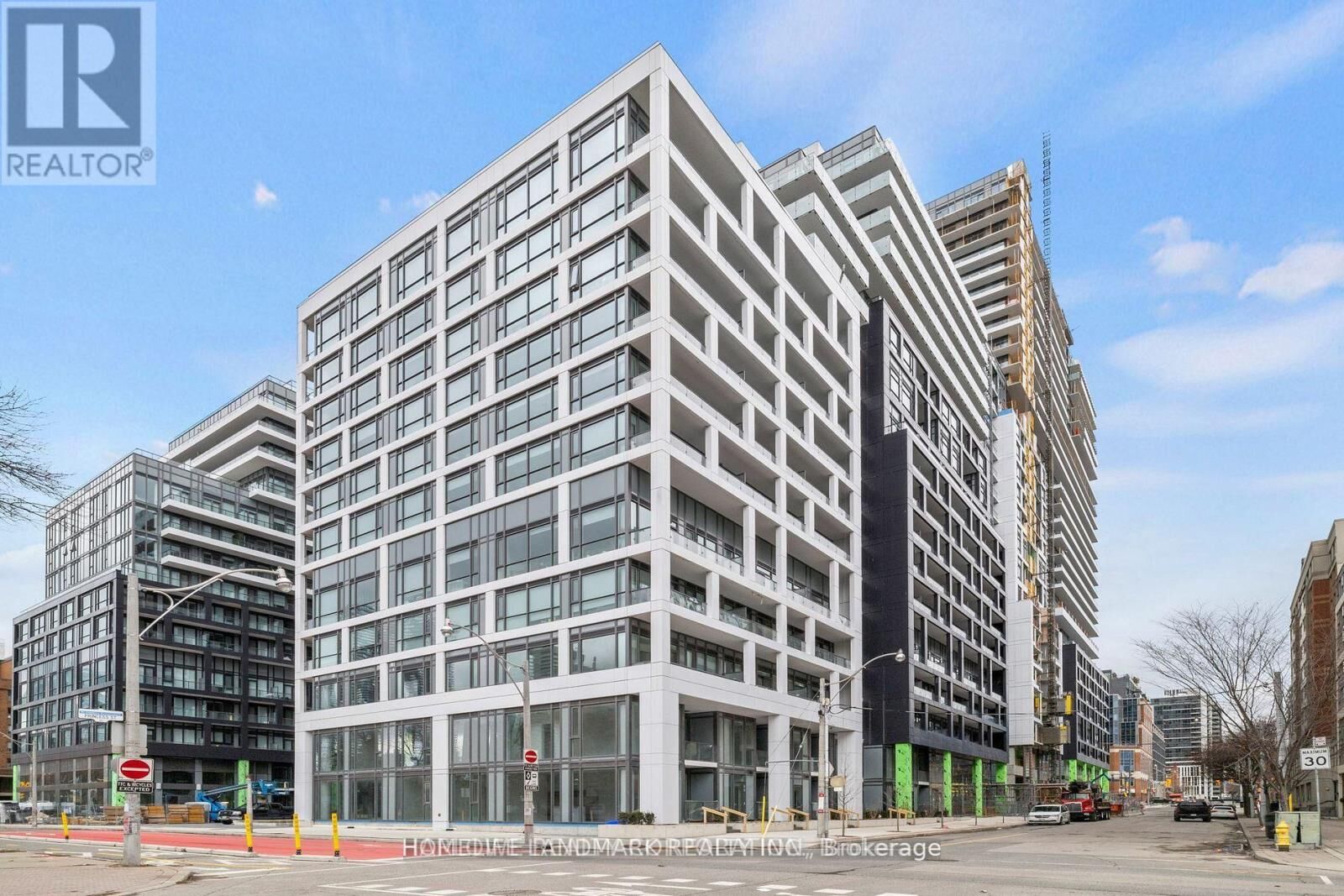 Property Photo: 60 Princess Street 832 ON M5A 2C7