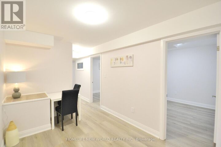 Property Photo: 27 Nightingale Street Lower ON L8L 1R5
