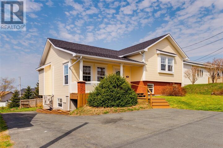 Property Photo:  21 Clearview Heights  NL A1L 1T8 