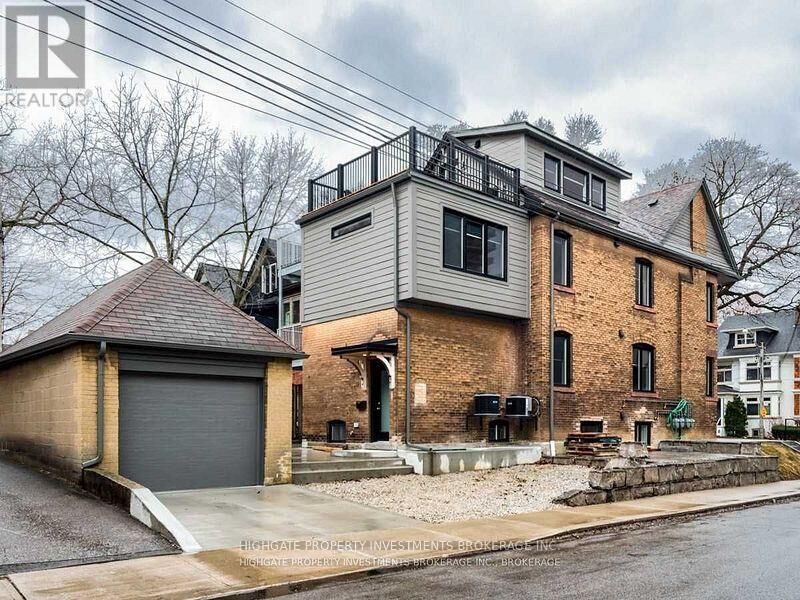 Property Photo:  129 Hilton Avenue Main  ON M5R 3E8 
