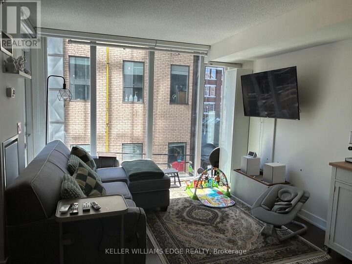 Photo de la propriété:  21 Nelson Street 331  ON M5V 1T8 