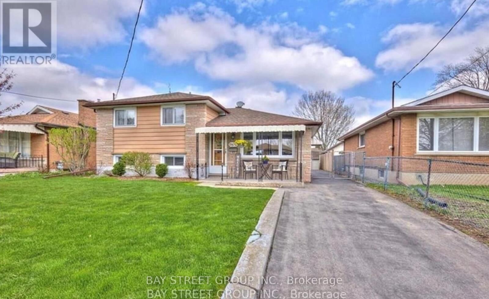 Property Photo:  6852 Hagar Avenue  ON L2G 5M7 
