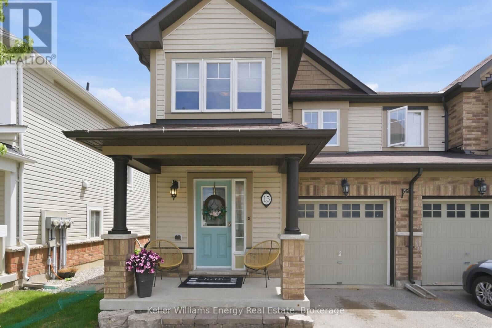 Property Photo:  1640 Grandview Street North 15  ON L1K 0S6 