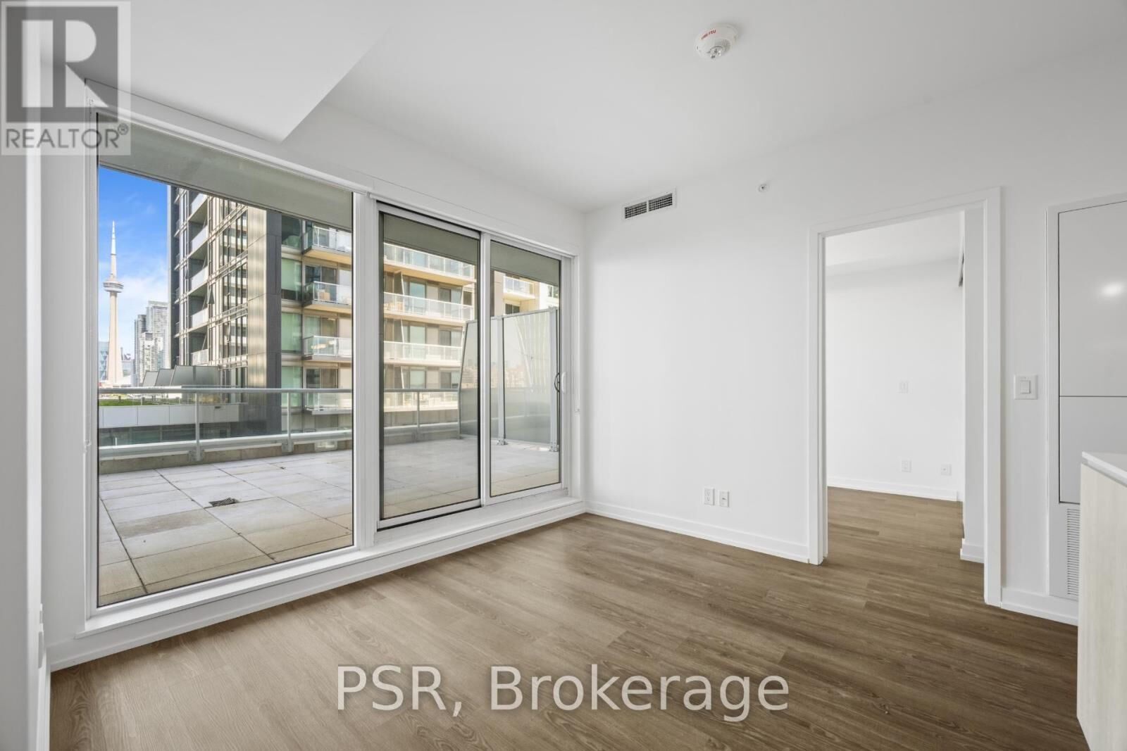 Property Photo: 25 Ordnance Street 501 ON M6K 0E9