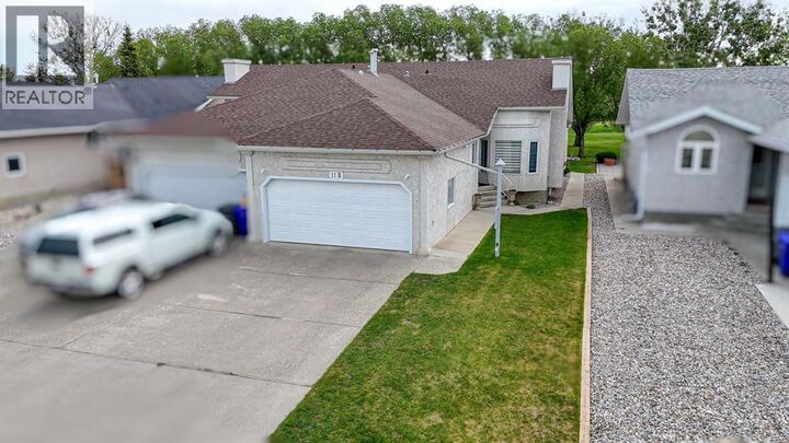 Property Photo:  11 Westlynn Drive  AB T0L 0T0 